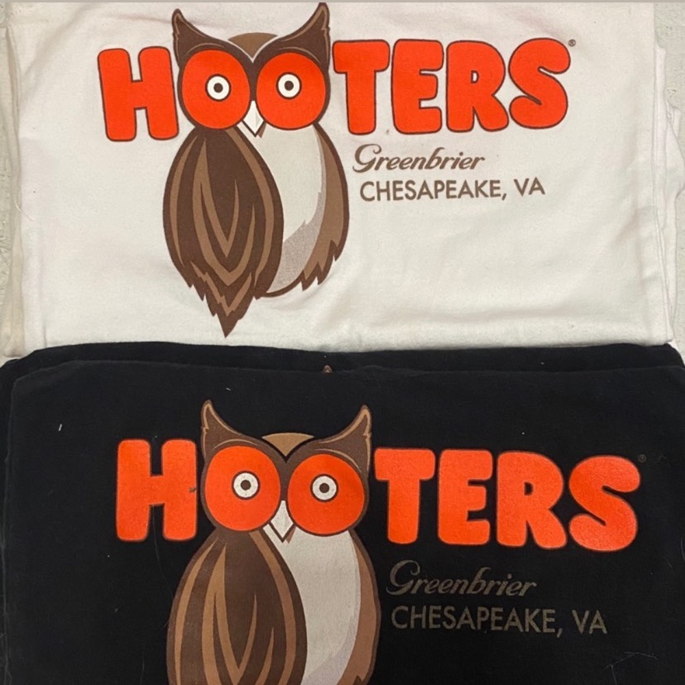 Hooters of Chesapeake Lycras